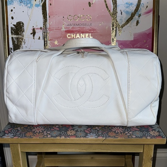 ๐ฅ Chanel bowler bag quilted leather ๐ฅ - Picture 2 of 15